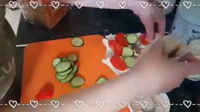 Бутерброды идут на расхват!!! смотреть онлайн