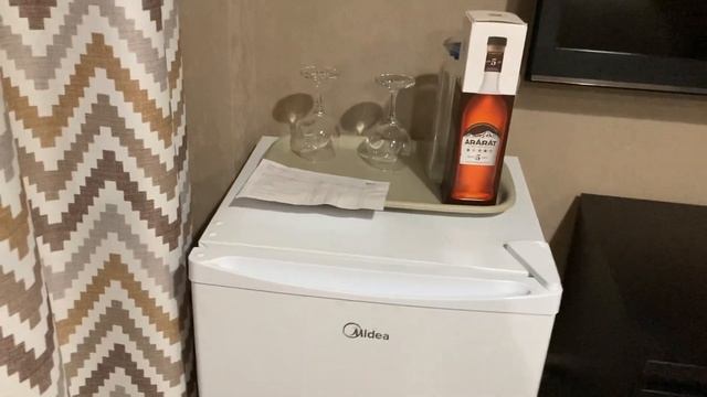 ВЛОГМАС: Новогодние Каникулы/ночёвка с сестрой *мини путешествие* смотреть онлайн
