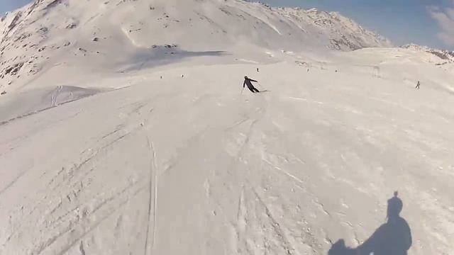 GoPro HD Hero 2 - Skiing at Maso Corto смотреть онлайн
