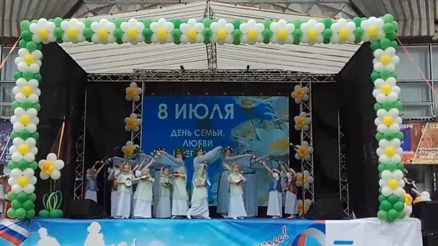 хоровод Ромашковые поля 8 07 19 смотреть онлайн