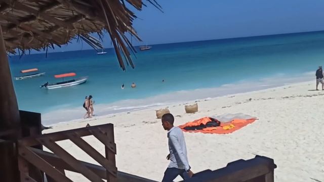 Занзибар. Обзор отелей пляжа Нунгви без отливов. Baraka Beach Bungalows. Langi Langi Beach. #10 смотреть онлайн