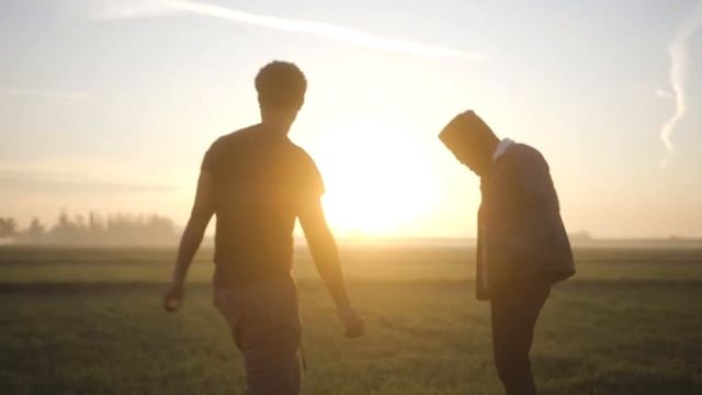 6 A M cinematics (Canon c100, Sigma 18-35) смотреть онлайн