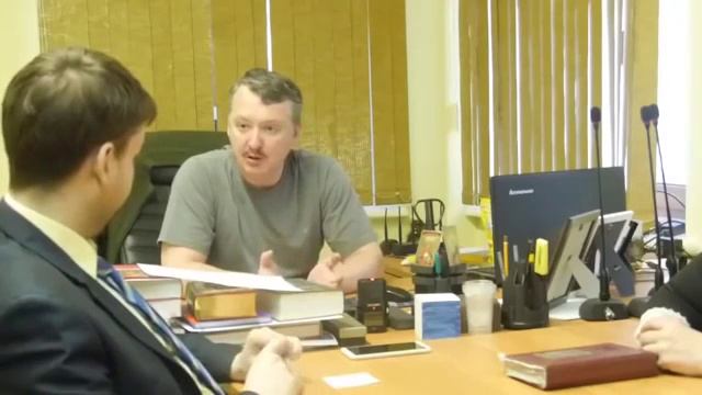 Стрелков: "Свинарник и бардак! Вот что мы построили!" смотреть онлайн