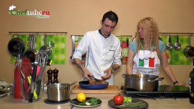 Оссобуко по-милански.
Как приготовить голяшку по-итальянски, мясо, говядина, тушенная говядина. смотреть онлайн