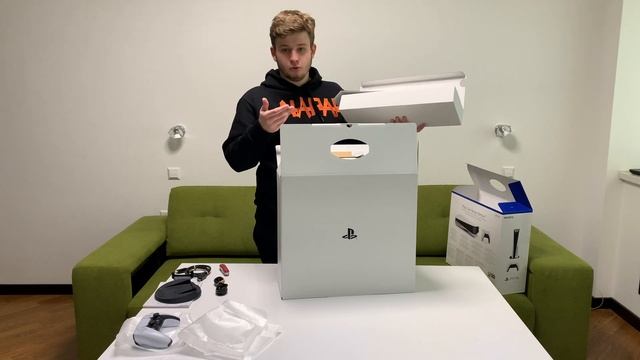 Первые впечатления и распаковка Playstation 5 смотреть онлайн