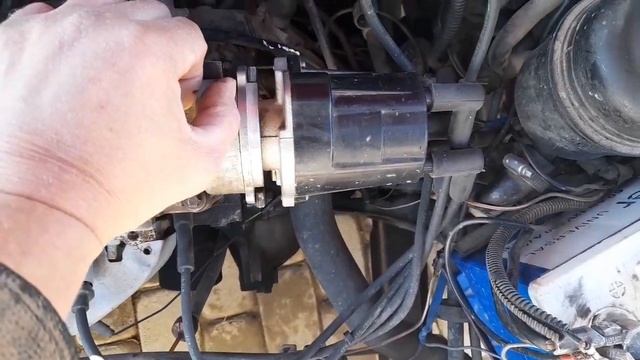 Как правильно установить трамблёр по меткам.Опель Вектра а 1.6. смотреть онлайн