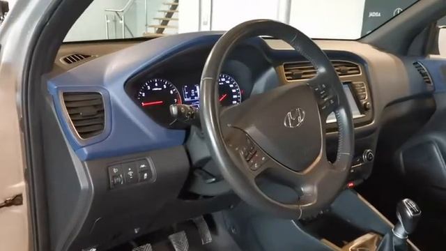 HYUNDAI I20 TGDI FL TECNO LE 1.0 100CV SLEEK SILVER смотреть онлайн