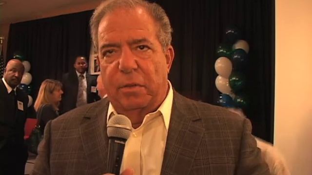 Long Beach Mayor Bob Foster on Bulding Jobs смотреть онлайн