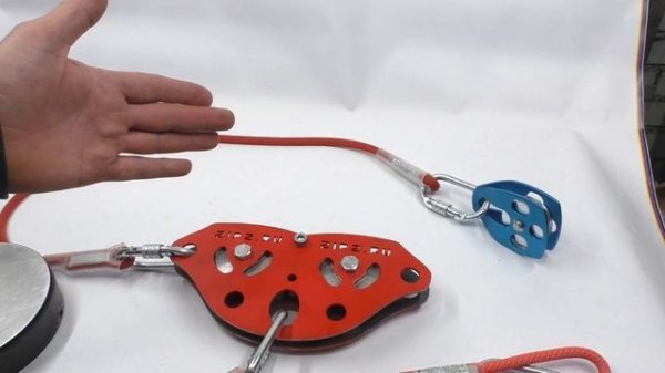 Блок-ролик двойной с подшипником ZIP2, для установки на канатную дорогу, тарзанку, троллей