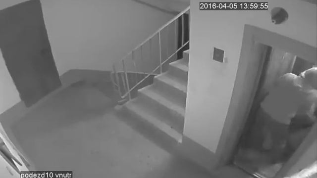 Напали на пенсионера смотреть онлайн