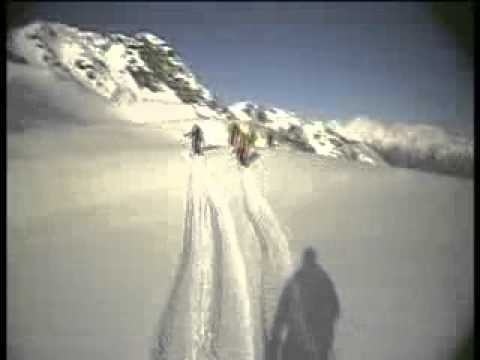 Цирк Роза-Хутор, спуск группы, Красная Поляна.FLV