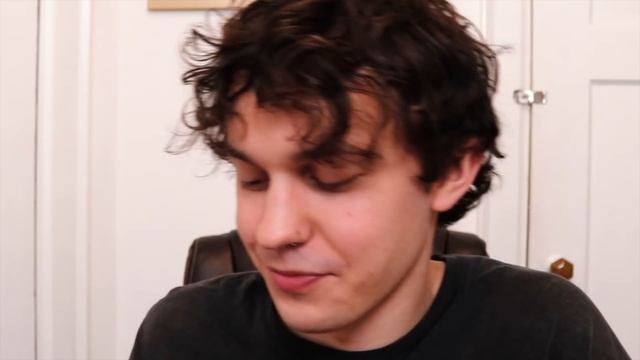 The Chaotic TikTok Sisters смотреть онлайн