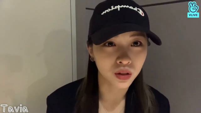 Трансляция Рюджин (ITZY) о любимом селфи, танцевальном Vlive и ромашках