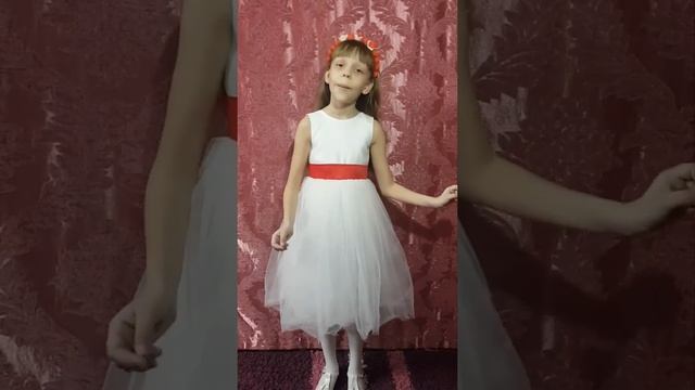 К.Чуковский "Мойдодыр "ученица младшей.группы студии Всплеск смотреть онлайн