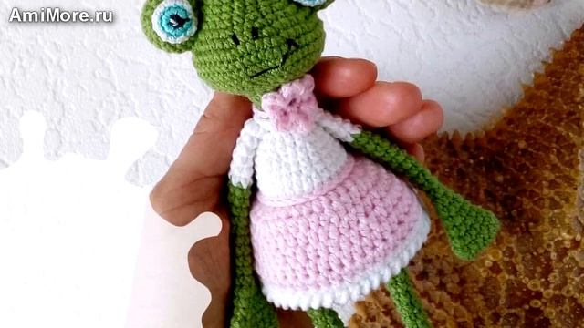 Амигуруми: схема Лягушка Элис. Игрушки вязаные крючком - Free crochet patterns. смотреть онлайн