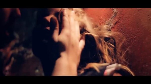 Γιώργος Σαμπάνης - Μόνο Αν Θες Εμένα | Official Video Clip