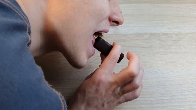 СЫРОК ПРОСТОКВАШИНО С ВАРЕНОЙ СГУЩЕНКОЙ - ОБЗОР! смотреть онлайн