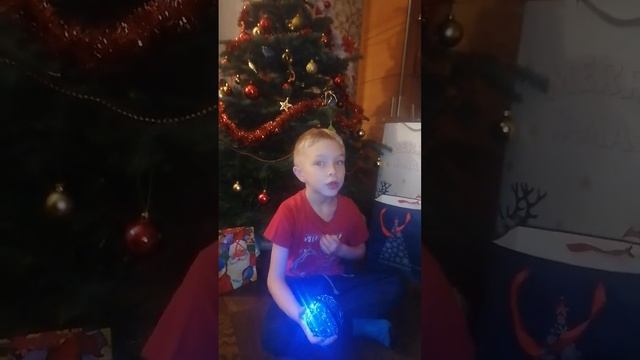 Мне звезда упала на ладошку, ребёнок читает стих, 6 лет. смотреть онлайн