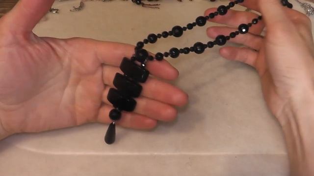 СОТУАРЫ , КУЛОНЫ , КОЛЬЕ С НАТУРАЛЬНЫМИ КАМНЯМИ ( РУЧНАЯ СБОРКА ) смотреть онлайн
