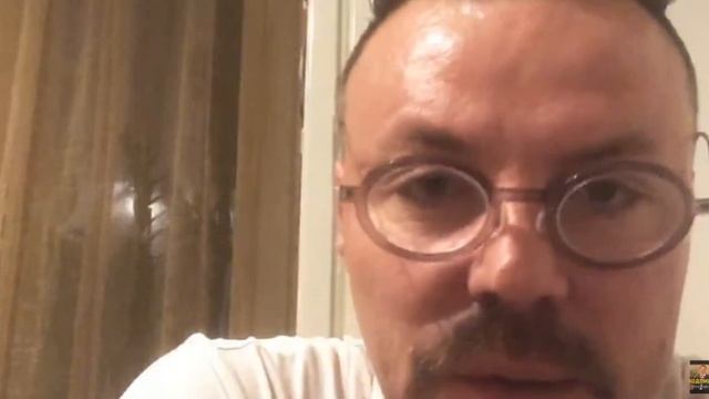 Сергей Симонов - Трезвый стрим у холодильника. смотреть онлайн