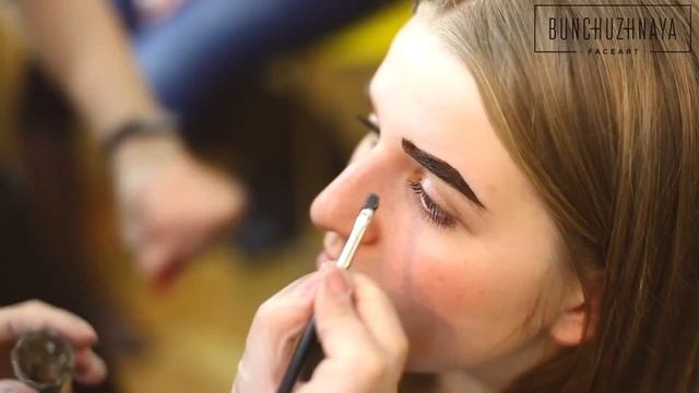 Авторский курс Людмилы Бунчужной BROWARTIST non stop - искусство оформления бровей смотреть онлайн