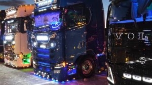 4k Scania S770 V8 Power VS Volvo Fh16 750 V6 (Led Light Edition) Exterior Design!
