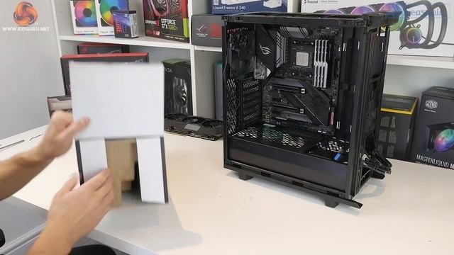 Fractal Design Define 7 Compact Review - Feel the Squeeze! [w/ timelapse build] смотреть онлайн