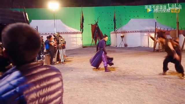 FMV Zheng YeCheng Spinning Swords, Fans, Martial Arts Talents #郑业成 #zycHappyOrange #zhengyecheng смотреть онлайн