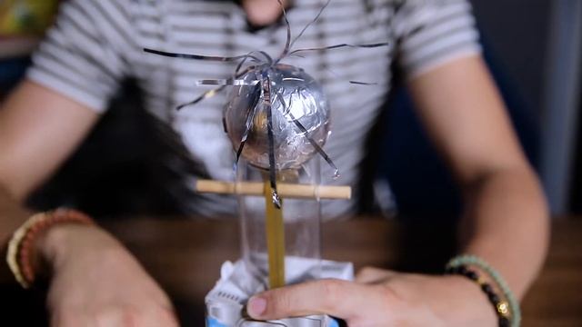 Конструктор-набор для опытов «Волшебная электростанция» из 21 детали смотреть онлайн