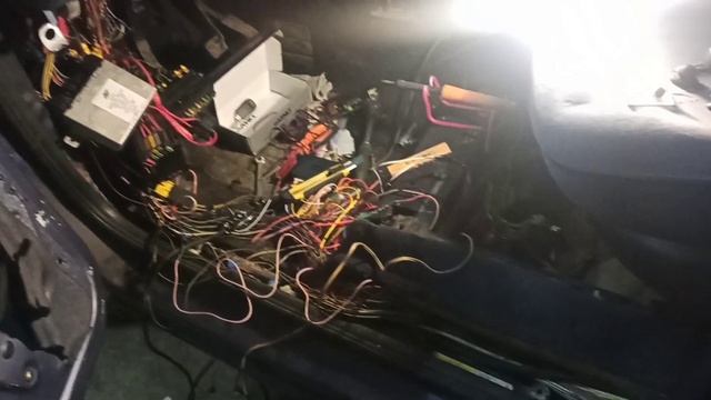 Установка сигнализации на Форд Гэлакси после того как сгорела проводка. Сигнализация на форд гелакс смотреть онлайн