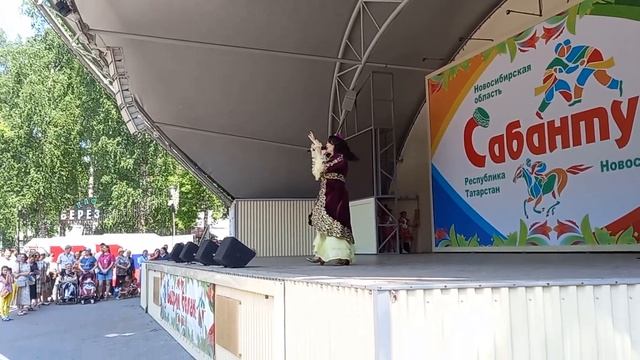 Новосибирск. парк берёзовая роща, Сабантуй. сцена. Ляйсан махмутова. смотреть онлайн