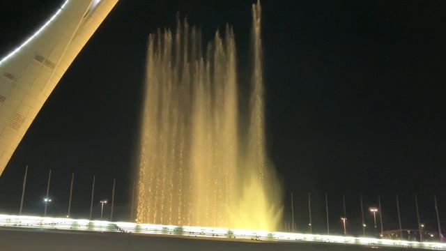 Свето музыкальные фонтаны в Сочи, с дополнительной информацией о воспроизводимых произведениях смотреть онлайн