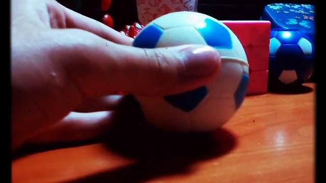 Режим сквиш, футбольный мяч.