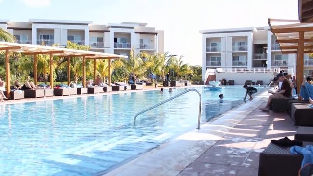 Playa Cayo Santa Maria tropical resort, full REVIEW: the amazing, the good and on occasion the bad смотреть онлайн