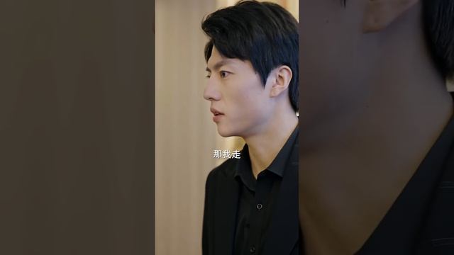 MULTISUB 《消失的前妻》全集完整版 | 老公被心机女蛊惑害她险些丧命，如今改换身份华丽归来，她誓要拿回属于自己的一切！#短剧 #霸总 смотреть онлайн