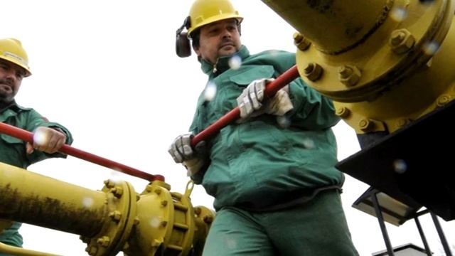 Без Северного потока-2 европейцы будут платить за газ по 2000 евро за 1000 кубометров смотреть онлайн