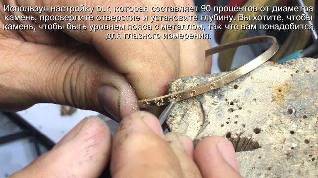 Ювелирные изделия из золота с изумрудом и бриллиантовым золотом смотреть онлайн