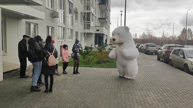 Привет!!! Наш маленький друг!!!! смотреть онлайн