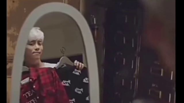 Посвящается памяти Kim Jonghyun из SHINee.