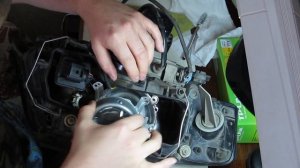 Как помыть линзу в фаре не снимая стекло