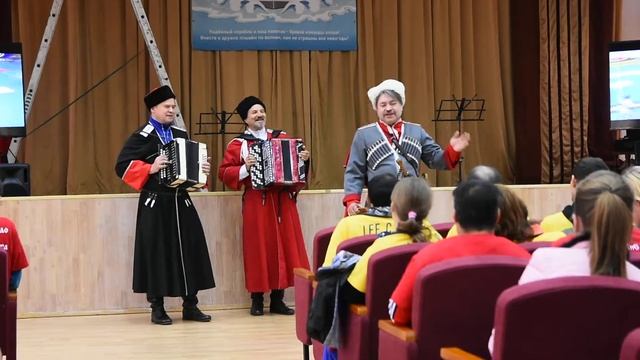 КАЗАЧИЙ ХОР ПЕСНИ СЛУШАТЬ смотреть онлайн