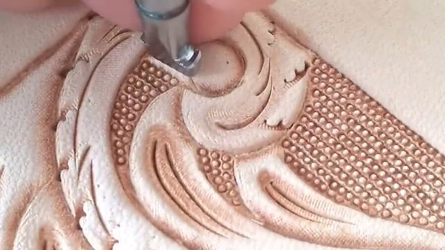 Заполнение фона бэрграундером a106/leather bargrounding by a106 stamp смотреть онлайн
