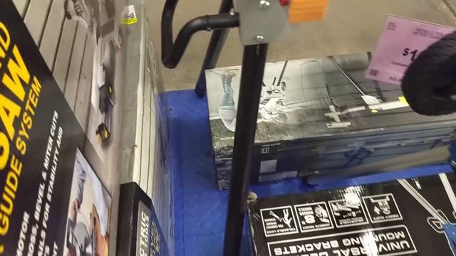 Hercules Miter Saw Stand vs Chicago Electic (Quick in store comparison) смотреть онлайн