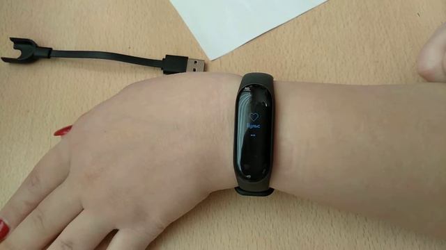 Смарт браслет xiaomi Mi Band 3 видео обзор смотреть онлайн