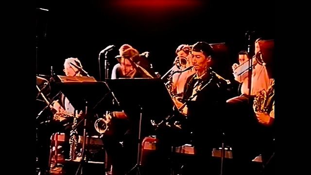 Биг-бэнд п\у В.Толкачева "Standing Up In A Hammock" Buddy Rich (Ганновер 2002) смотреть онлайн