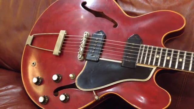 1961 GIBSON ES-330 смотреть онлайн