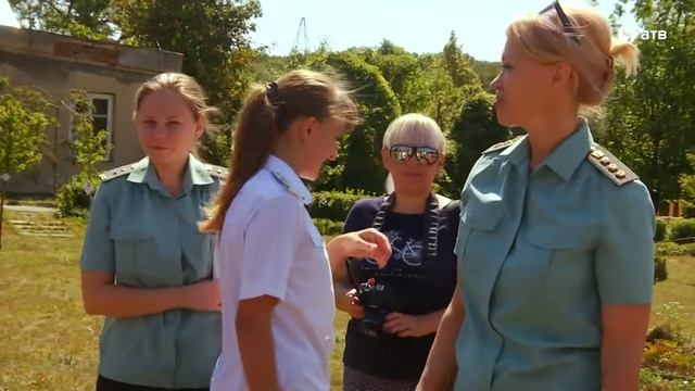 Ставропольские приставы собрали в школу нуждающихся ребят смотреть онлайн