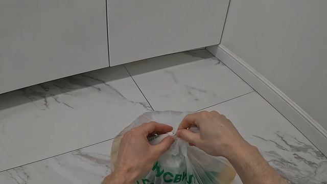 КАК РАЗВЯЗАТЬ ПАКЕТ, КОТОРЫЙ ПРИВЕЗЛИ ДОСТАВКОЙ??? смотреть онлайн
