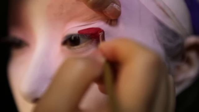 GEISHA MAKEUP смотреть онлайн