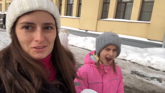 ВЛОГ РУМ ТУР Апарт отель Измайловский парк / Алинка готовится к выступлению в Москве смотреть онлайн